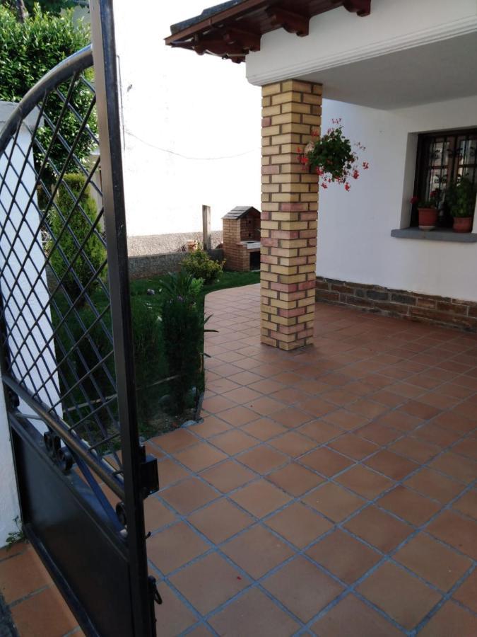 Apartamento Rural Casa Paco Con Jacuzzi Exterior Y Barbacoa Aínsa Exterior foto